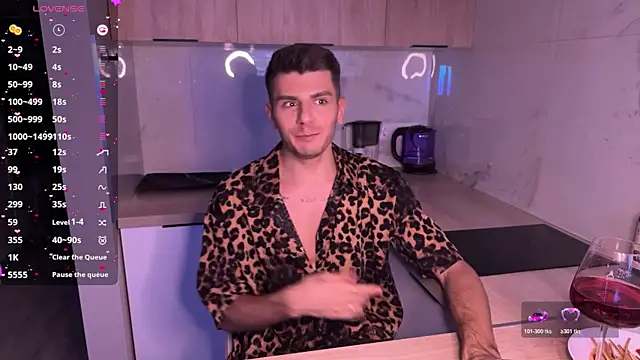 Walt_Enjoy live sex cam