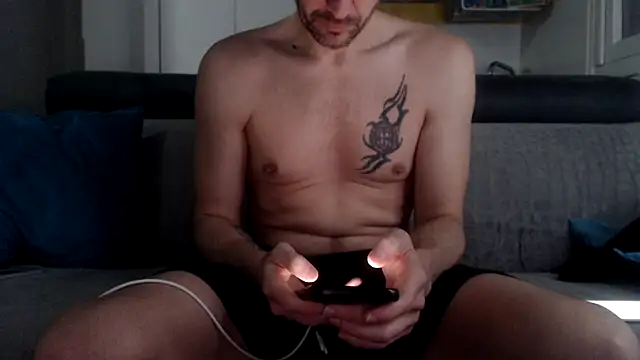 MonacosNotorious live sex cam