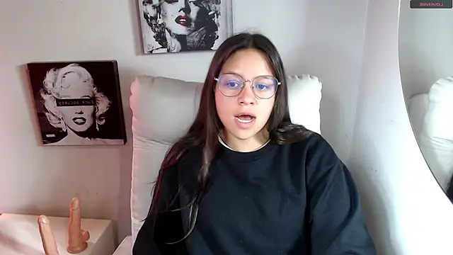 SamanthaRoldaan live sex cam