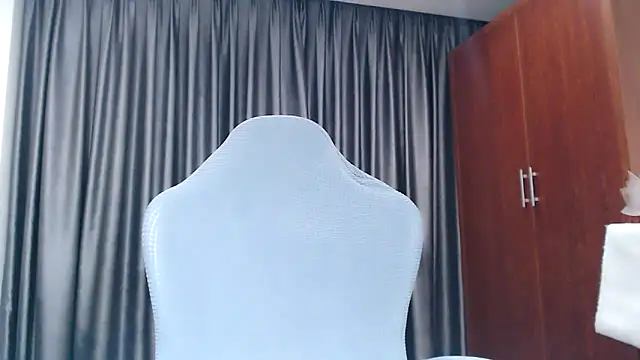 KinnaCute live sex cam