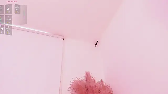 Aishaza1 live sex cam