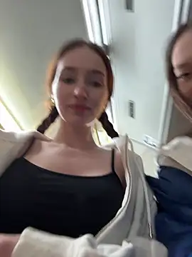 SnappyHappy's cam snapshot