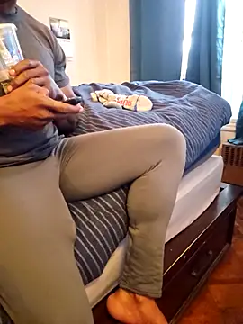 Gotabodiee live sex cam