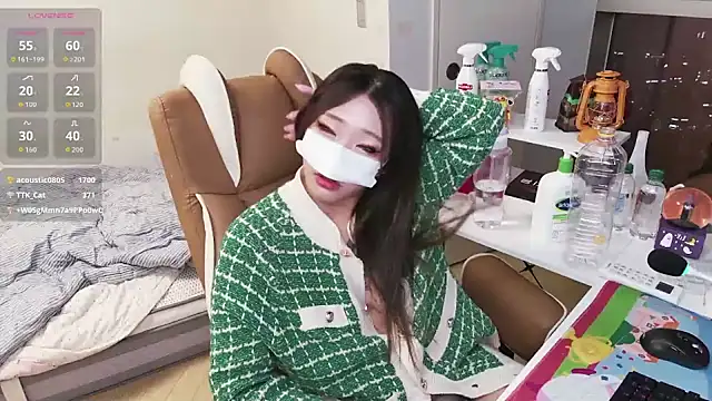 Milk_Sola live sex cam