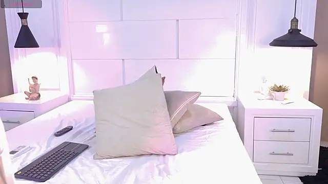 VelvetNovaa's cam snapshot