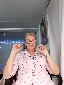 irinamaux live sex cam