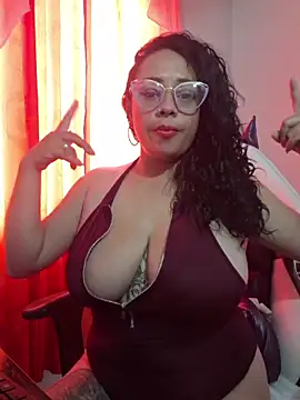 lore_strip's web cam