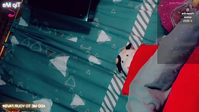 CharlotteBigCock live sex cam