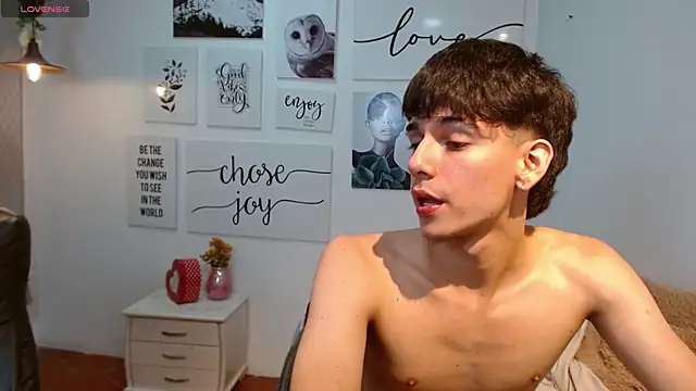 AmethystShadow17 live sex cam