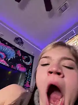 Cutiepiespanks live sex cam