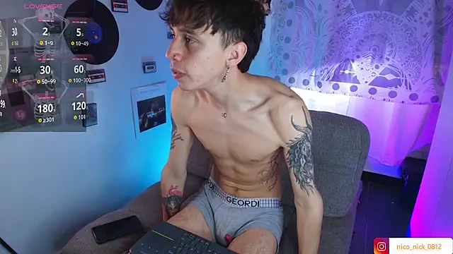 Nick_Bangover_ live sex cam