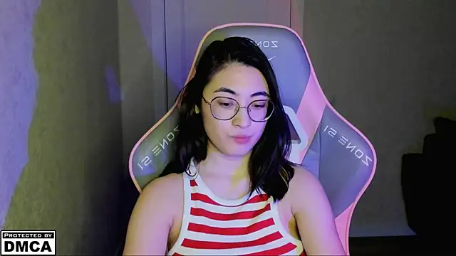 MeilideQian1 live sex cam