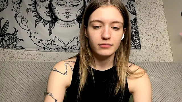 MiriamDongo's cam snapshot