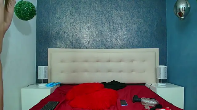 Celestial_Queen_ live sex cam