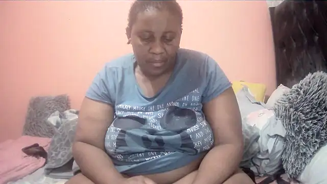 HUGEASSXXXXX's cam snapshot