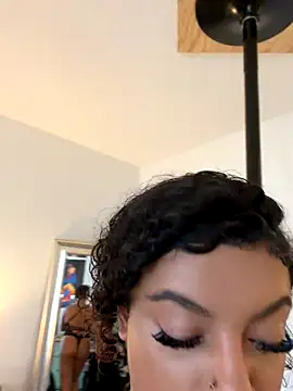 allybluee777's cam snapshot