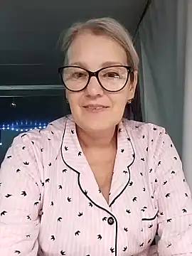 irinamaux live sex cam