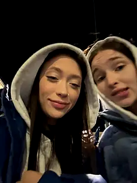 SnappyHappy live sex cam