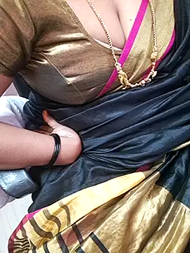 Tamil_Ammani's cam snapshot