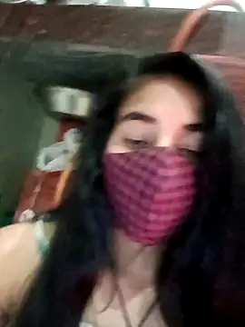 Raatki_Pari's cam snapshot