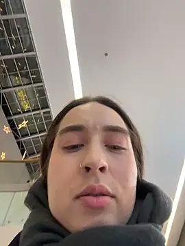 Holly_Play live sex cam