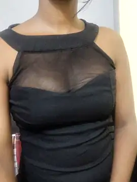 Simran_0011's cam snapshot