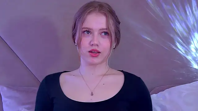 SelinSwarovski live sex cam