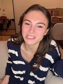 SophiiaStarr live sex cam