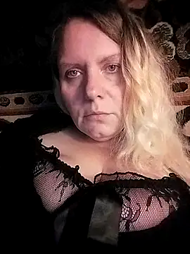 Lana-murr live sex cam