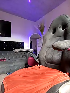 Naughty_Charly's cam snapshot