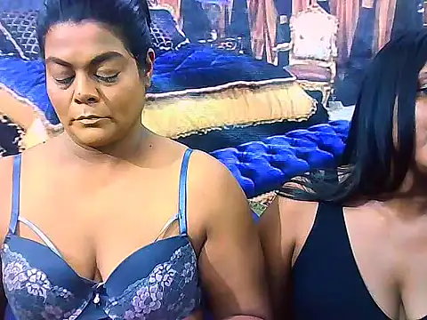 indianCherryPie live sex cam