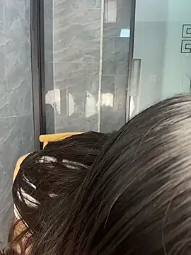 zq982706 live sex cam