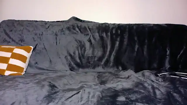 Luccreccia_ live sex cam