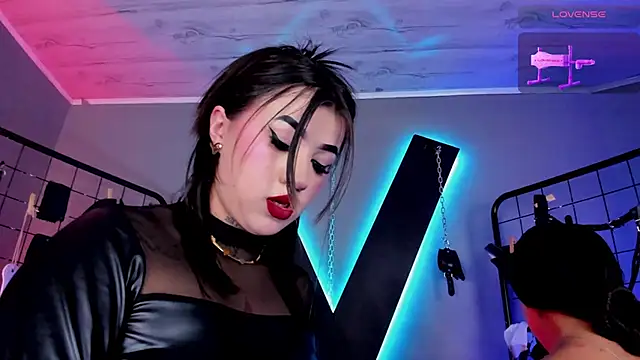 MissAlix_Mia_bdsm live sex cam