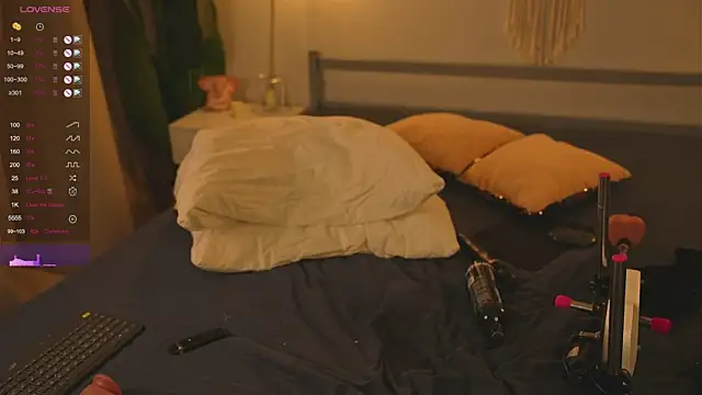 Devilsss_toy live sex cam