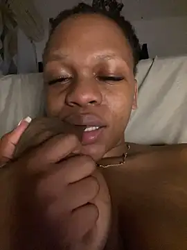 Boneca25 live sex cam