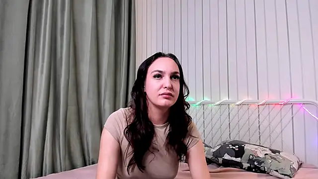 MishaHolme live sex cam