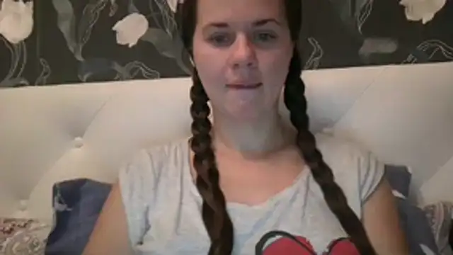 GiaaCaranggi live sex cam