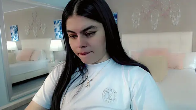 _Maddison_Ivanova_ live sex cam