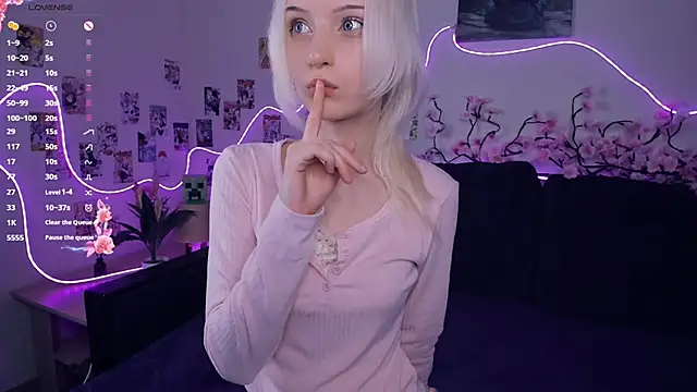 Megan--chan live sex cam