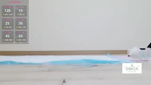 Vicki-66 live sex cam