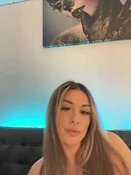 IsabellaEtthan live sex cam