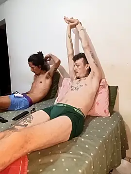 RuivoDotado24cm live sex cam