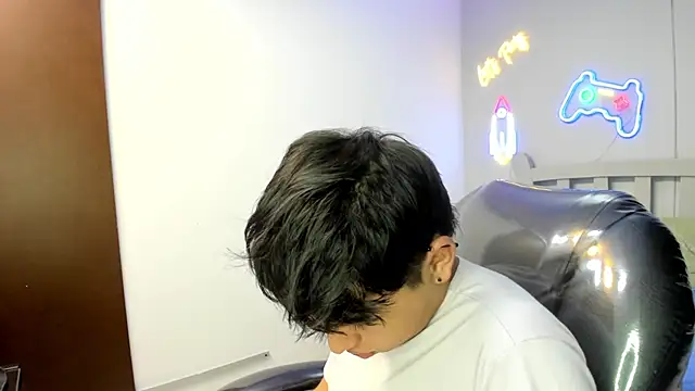 StiwenTwink live sex cam