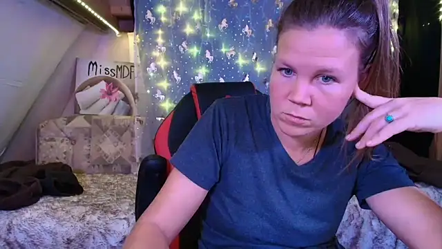 CallMeMaria's cam snapshot