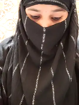 Indian-Nazia's cam snapshot