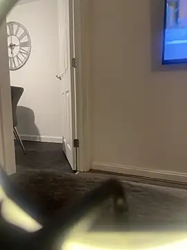 BootyQueenApril's cam snapshot