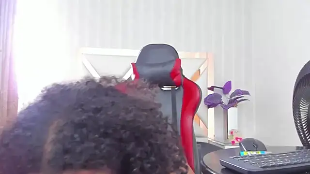 LicyEvans1 live sex cam