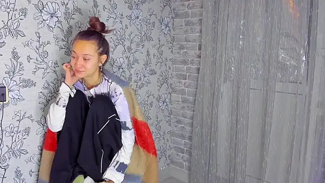 EllaSky_xoxo's cam snapshot