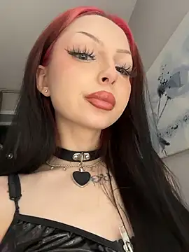 Lina_Thornton_'s cam snapshot